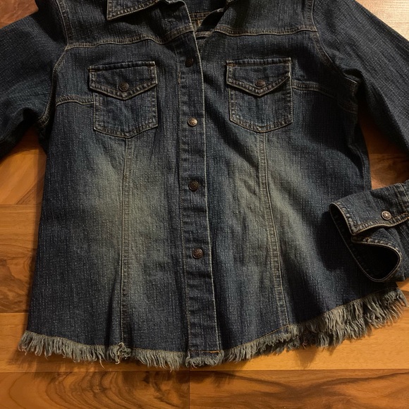 Baileys Point distressed jean jacket - Picture 3 of 7
